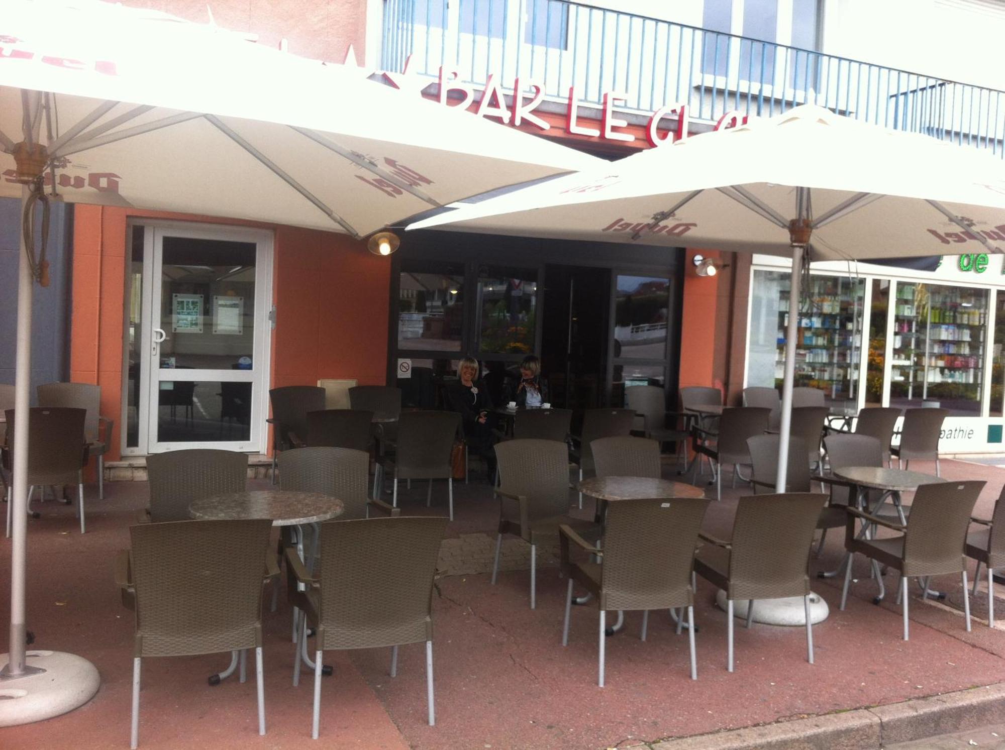 Hotel Bar Le Globe Saint-Die-des-Vosges Luaran gambar