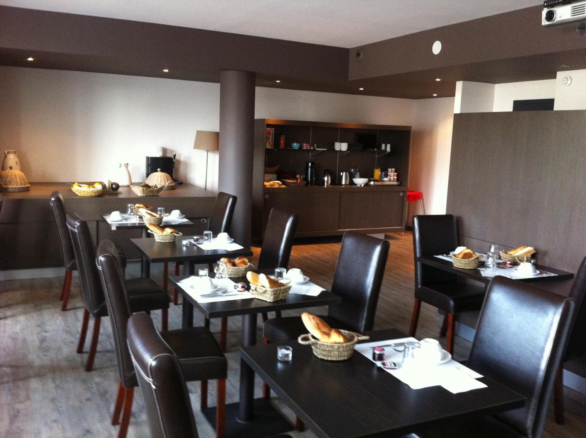 Hotel Bar Le Globe Saint-Die-des-Vosges Luaran gambar