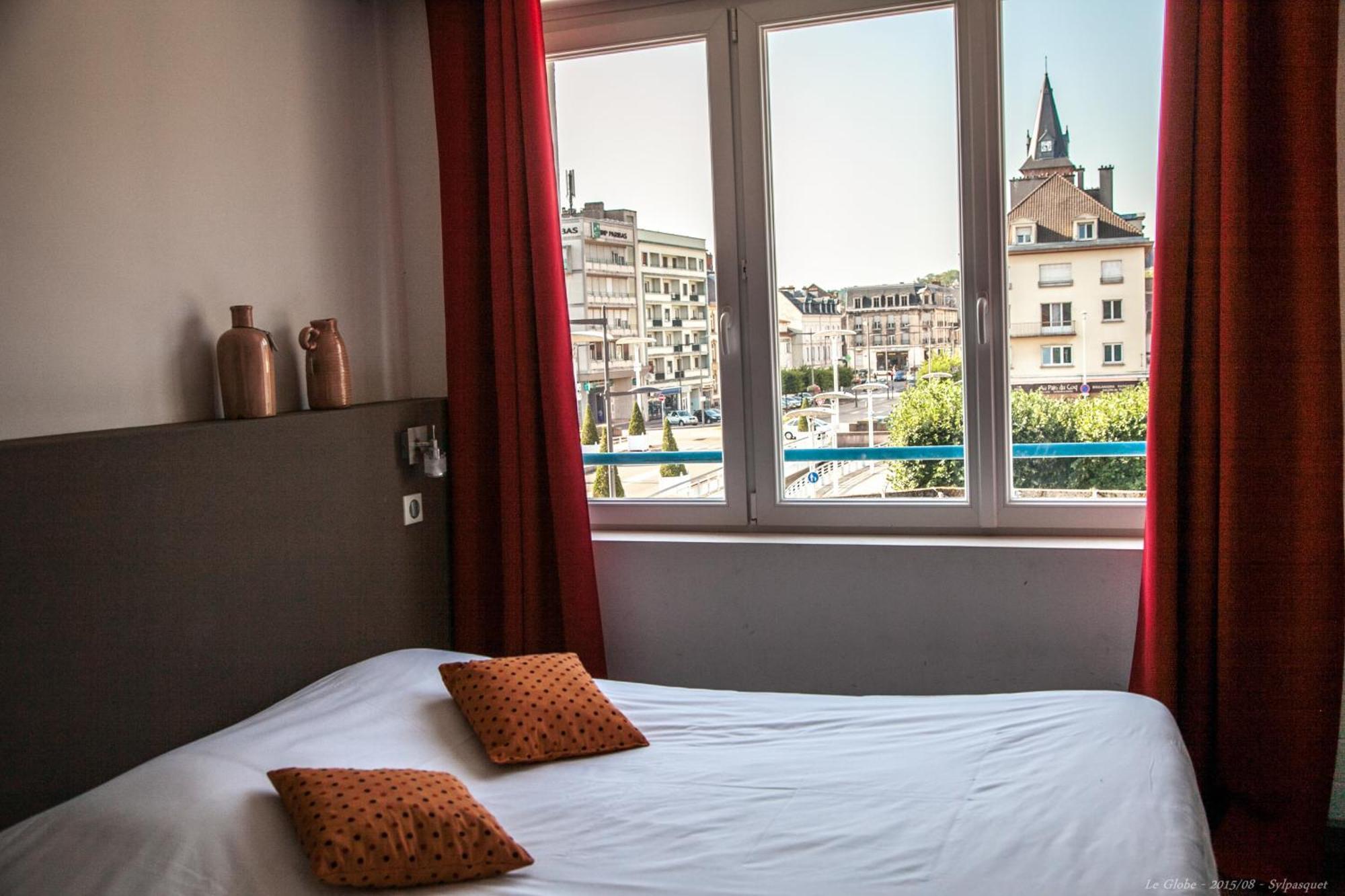 Hotel Bar Le Globe Saint-Die-des-Vosges Bilik gambar