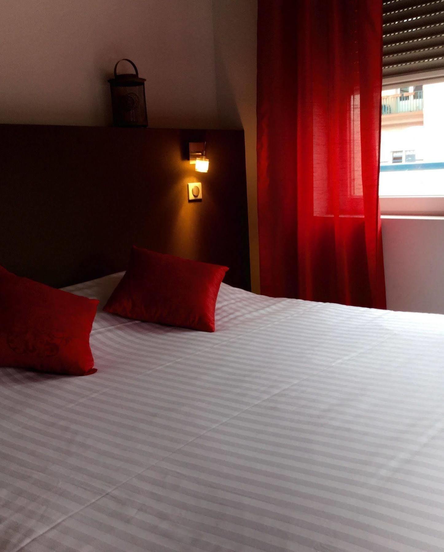 Hotel Bar Le Globe Saint-Die-des-Vosges Luaran gambar